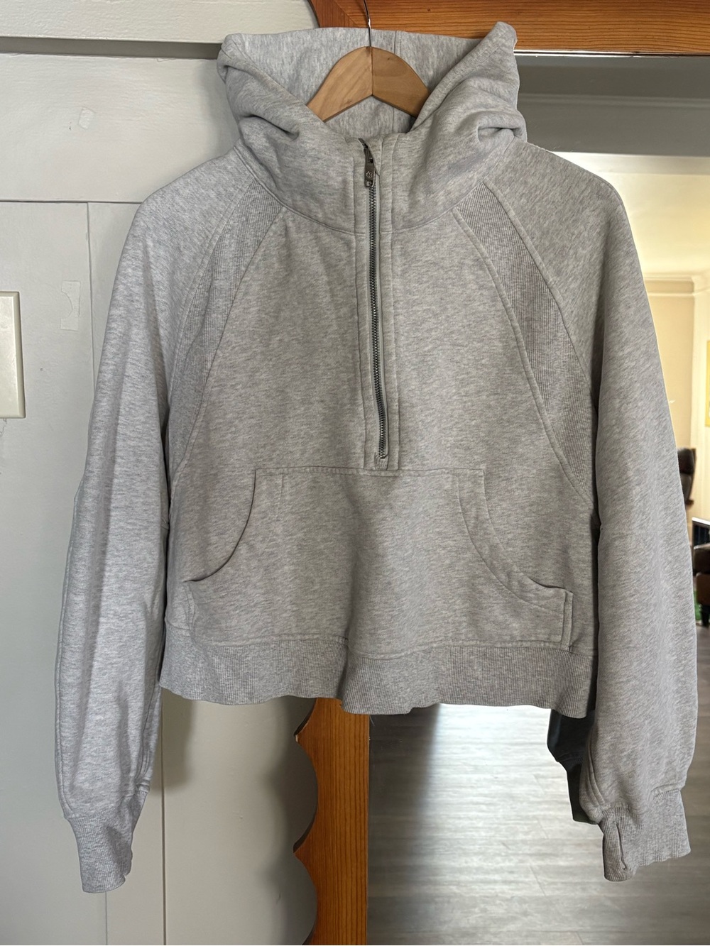 lululemon athletica Light Gray Cropped Half-Zip Hoodie - Picture 2 of 9